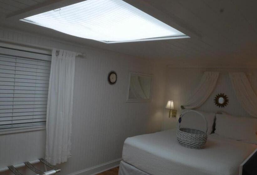 스탠다드 방갈로, Bungalow Beach Resort