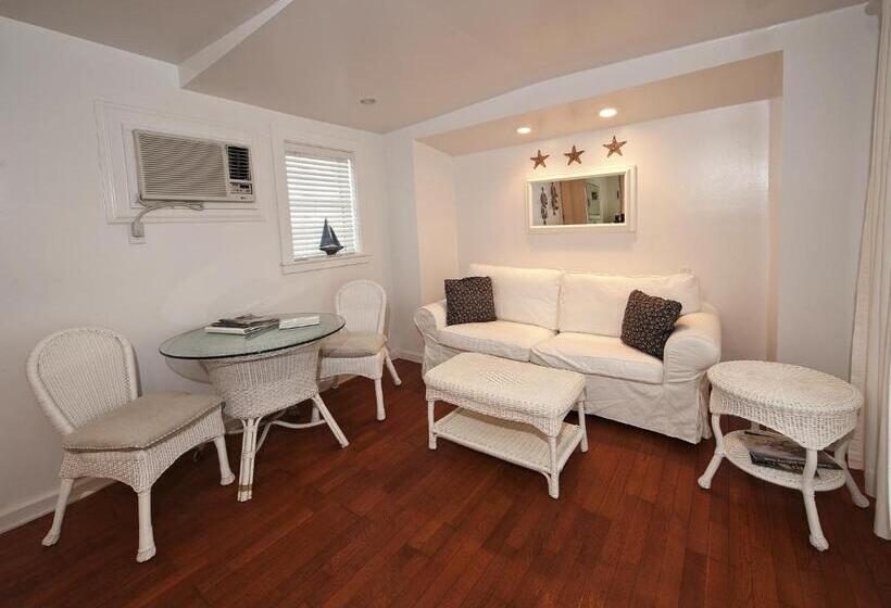 스탠다드 방갈로 침실 2개, Bungalow Beach Resort
