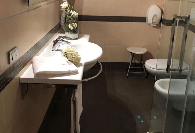 Номер Стандарт, Europalace Hotel Todi