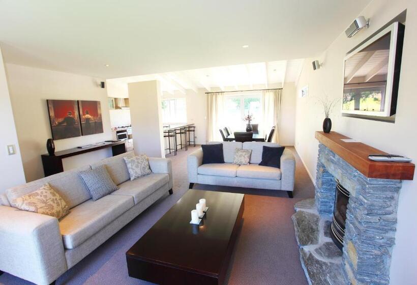 Apartamento 2 Dormitórios, Arrowfield Apartments