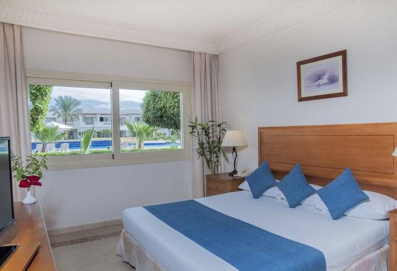اتاق استاندارد یک نفره, Continental Plaza Beach Resort