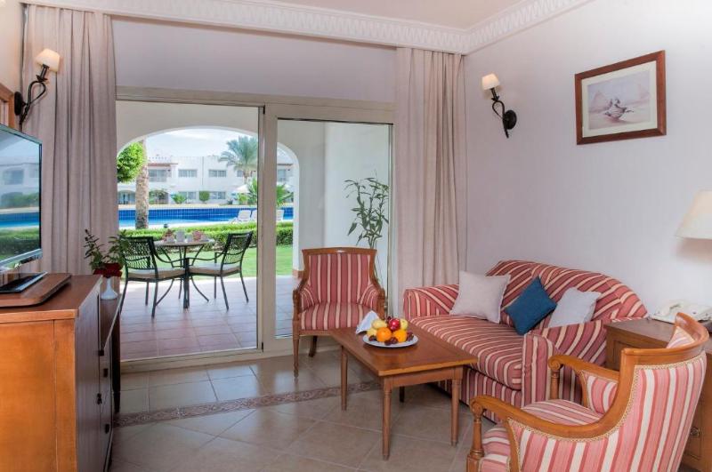 اتاق خانوادگی, Continental Plaza Beach Resort