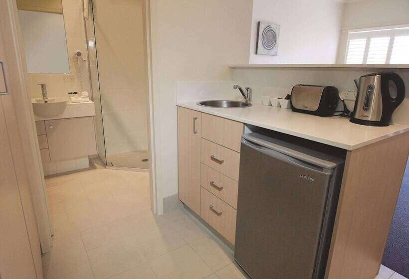 Студия Стандарт, Oaks Port Stephens Pacific Blue Resort