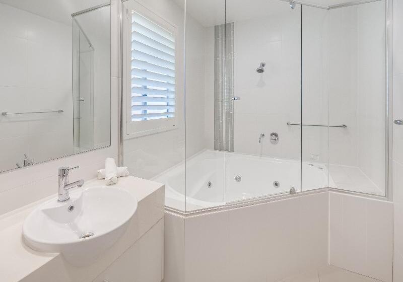 Апартаменты 2 Спальни с Бассейном, Oaks Port Stephens Pacific Blue Resort