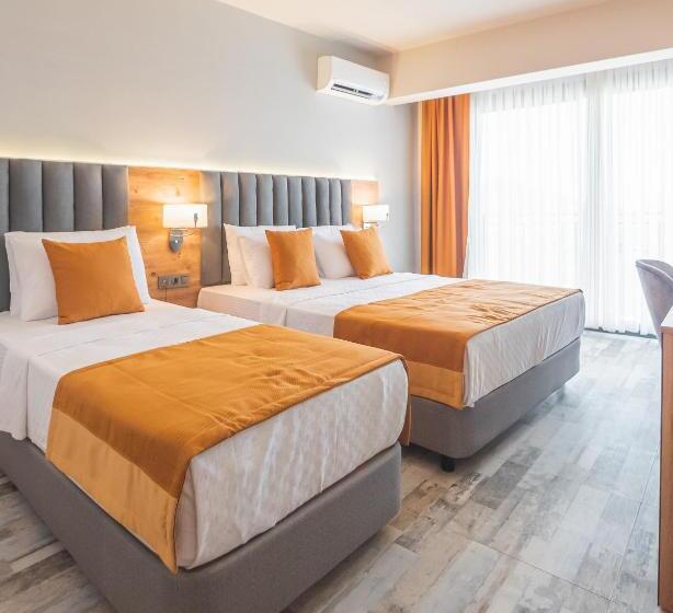 Трехместный Superior Вид на Море, Dalya Resort Aqua & Spa Hotel Datça