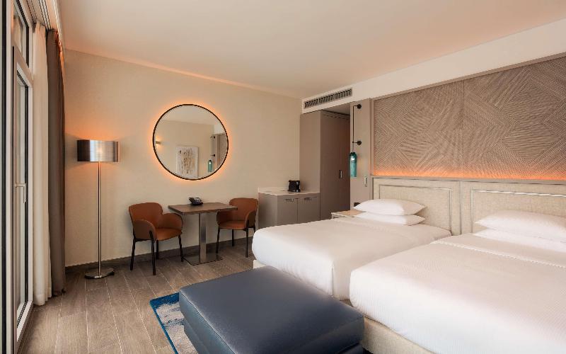 اتاق استاندارد با تخت بزرگ برای معلولان, Hilton Rijeka Costabella Beach Resort & Spa