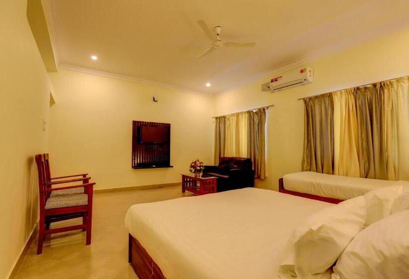 套房, Ezzenza Royal Garden Brindavan Resort
