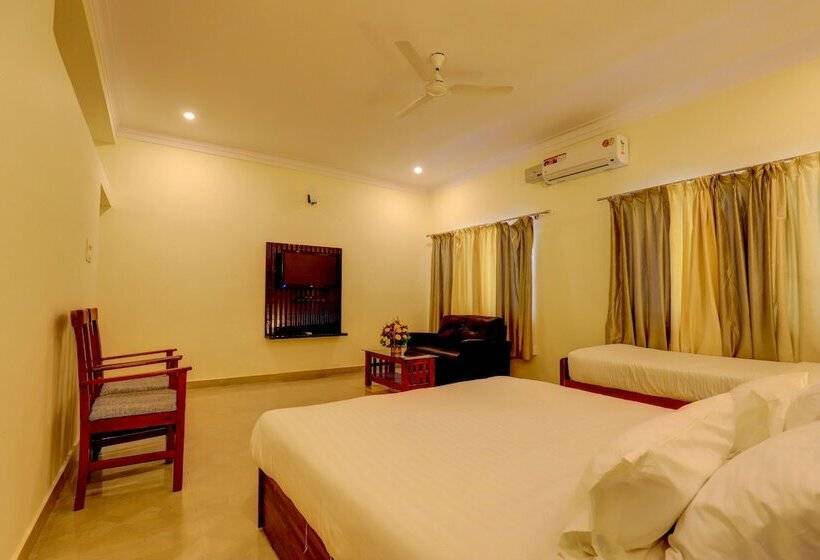 豪华房间, Ezzenza Royal Garden Brindavan Resort