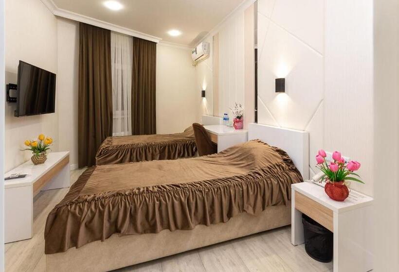 Quarto Economy, Tantana