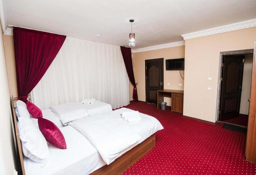 اتاق اکونومی, Boutique Hotel Shakh