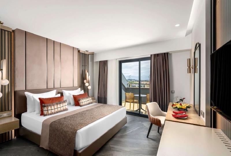 اتاق اساندارد با چشم‌انداز جانبی به دریا, Calyptus Kirman Premium   Ultra All Inclusive