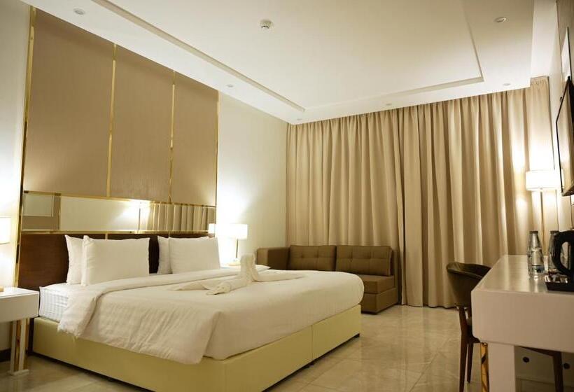 带大床的豪华间, Sela Hotel فندق صلة