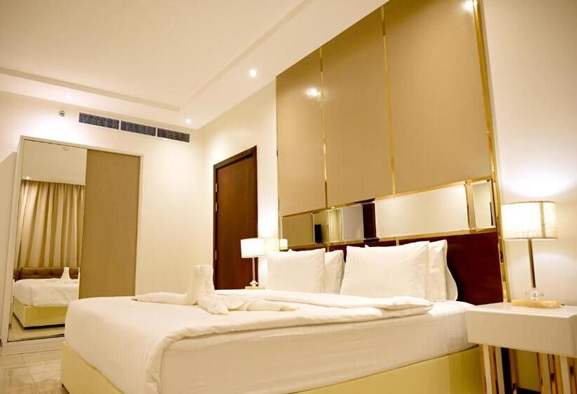 اتاق لوکس با تخت بزرگ, Sela Hotel