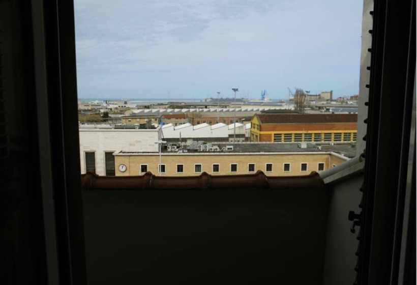 اتاق استاندارد یک نفره, Albergo Italia