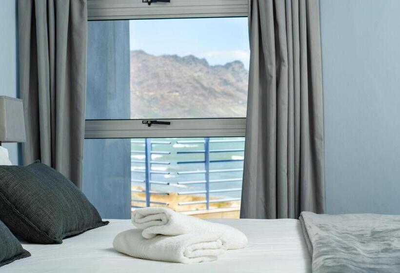 Люкс, False Bay Inn
