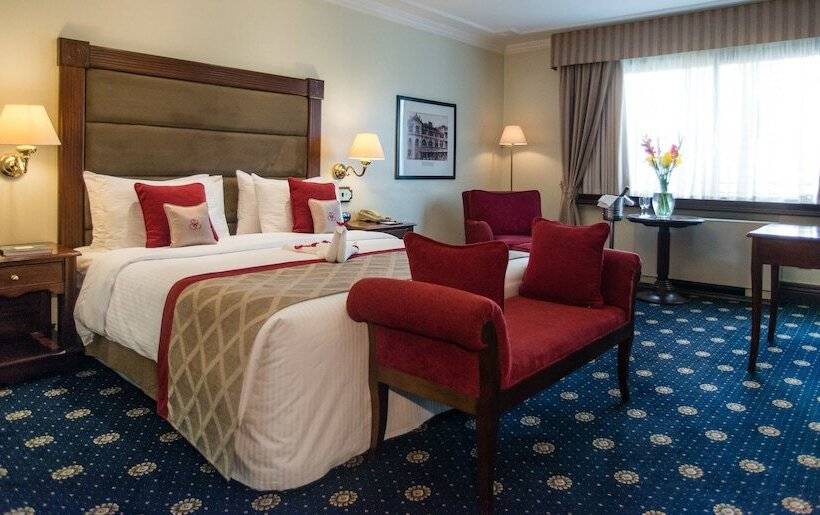 اتاق کلاب, Sarova Stanley