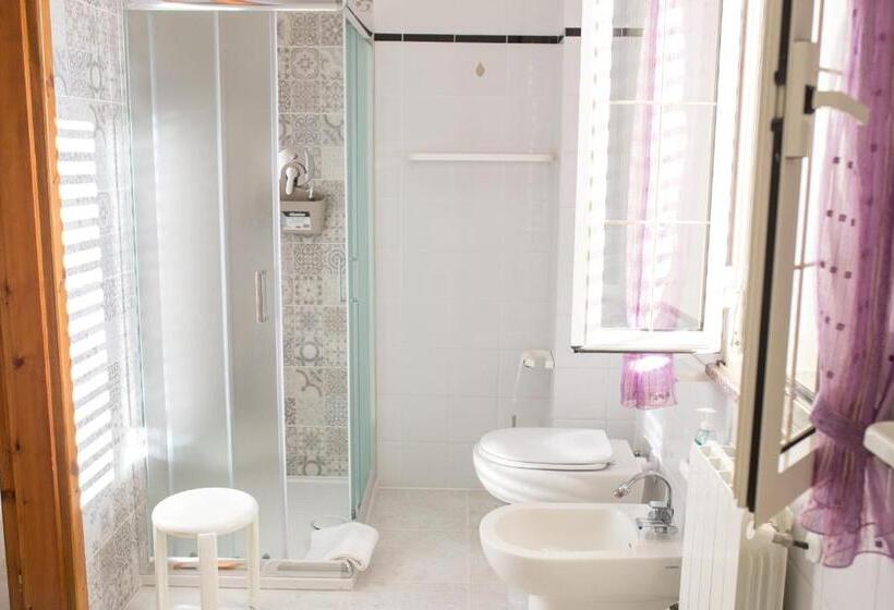 Семейный Номер Deluxe, B&b La Quercia Budoni, Tanaunella