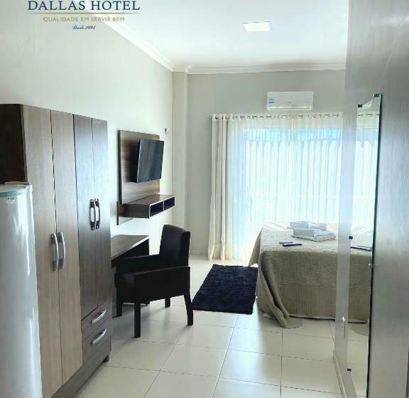 스위트, Dallas Hotel Premium