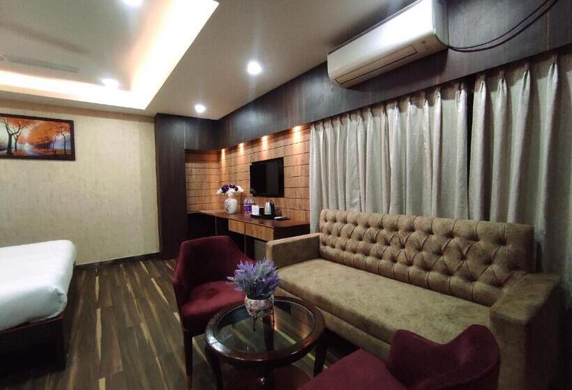 سوییت, Aavas Inn