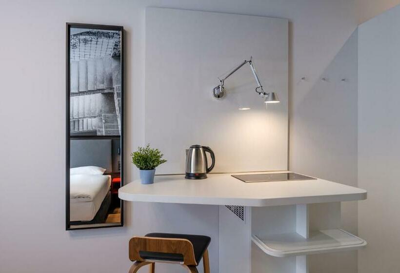 수피리어 룸, Dean S Home Budapest