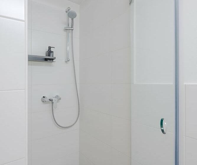 수피리어 룸, Dean S Home Budapest