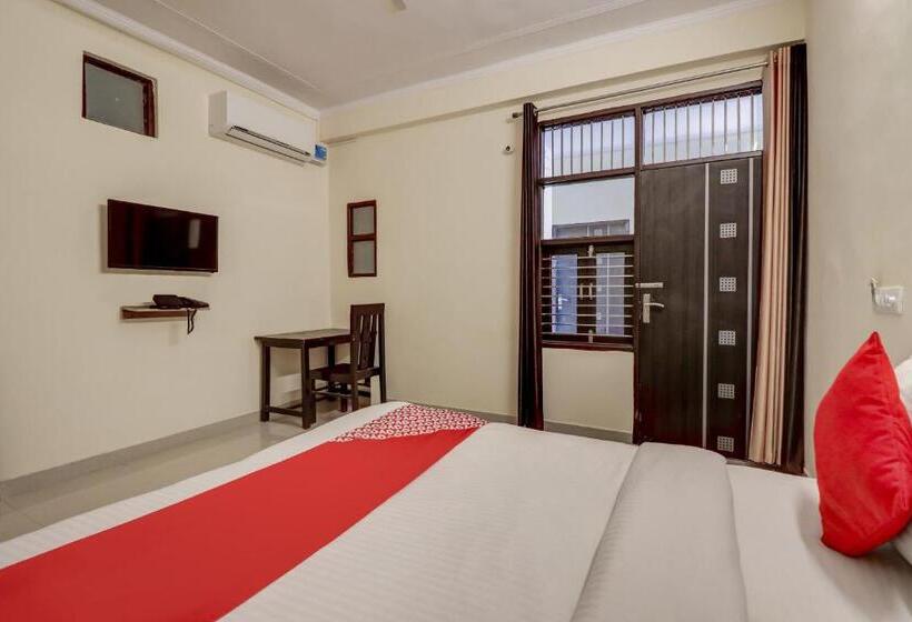 三人经典房间, O Sapphire Near Omaxe Gurgaon Mall