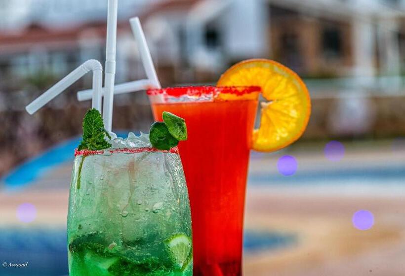 Четырехместный Номер Стандарт, Room In Bungalow   Bungalow Double 17   El Cortijo Chefchaeun Hotel Spa