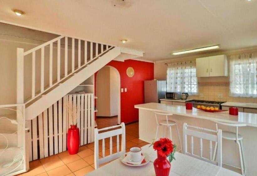 Casa 2 Quartos, The Link Guest Lodge