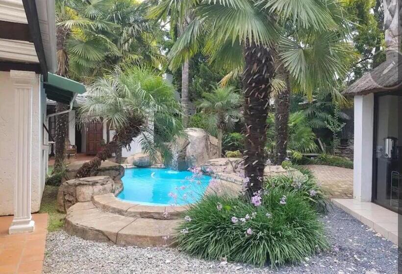 Casa 2 Quartos, The Link Guest Lodge