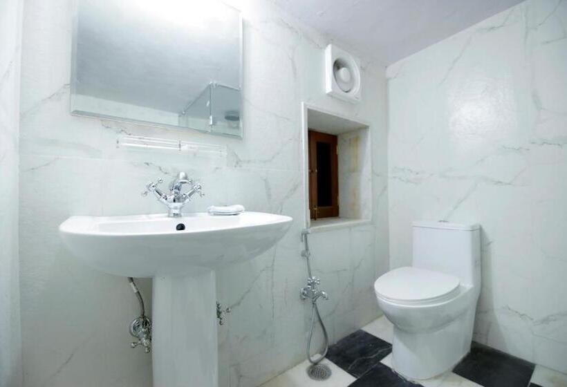 Номер Deluxe, Rajmahal Palace By Kanota Hotels Near Bisalpur Dam