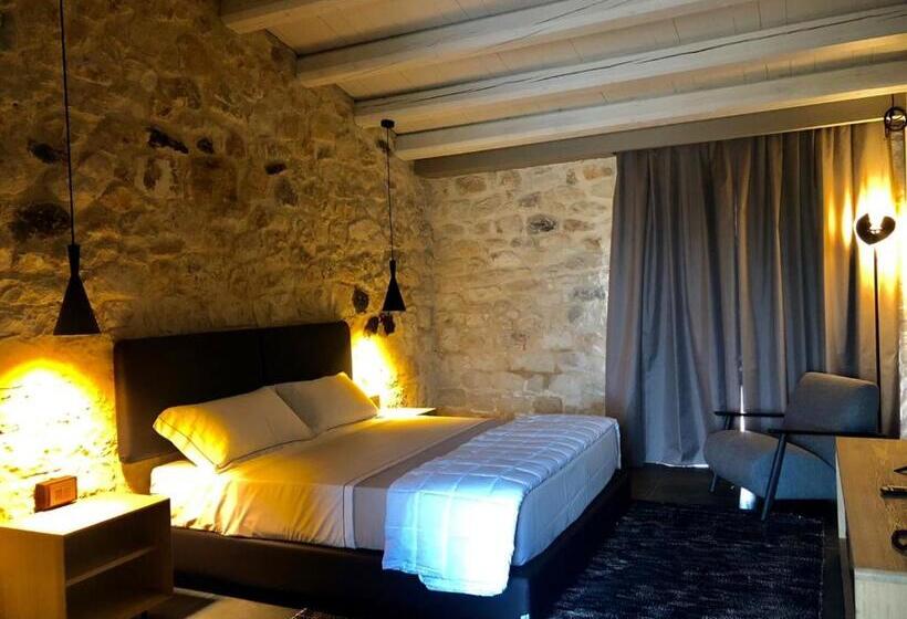 Трехместный Номер Базовый, Pietra D'acqua Resort & Spa By Geocharme