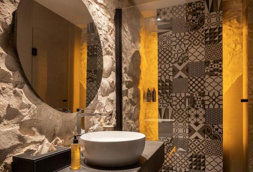 Трехместный Номер Deluxe, Pietra D'acqua Resort & Spa By Geocharme