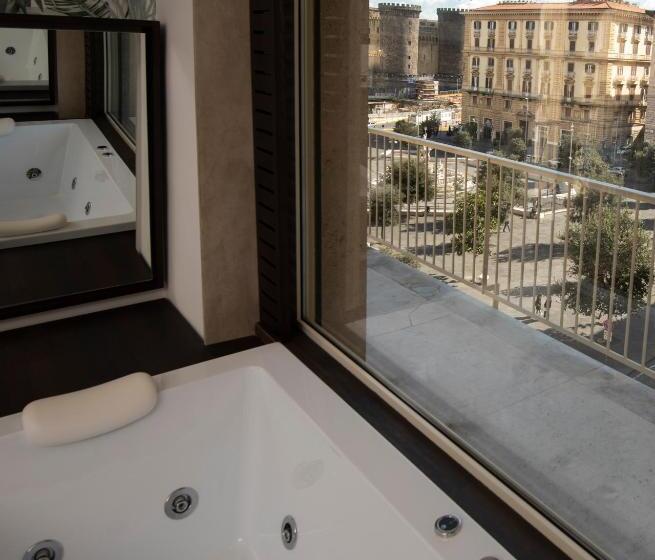 Superior Room King Size Bed, Domus Vista Castello