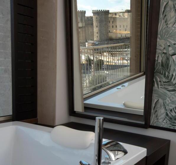 Superior Room King Size Bed, Domus Vista Castello