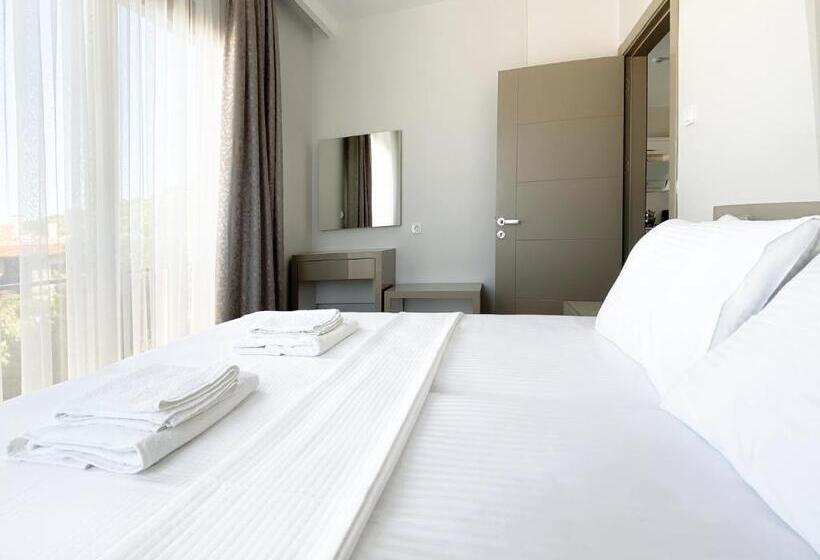 Quarto Quádruplo Estandar Vista Mar, Azize Palas Apart Otel