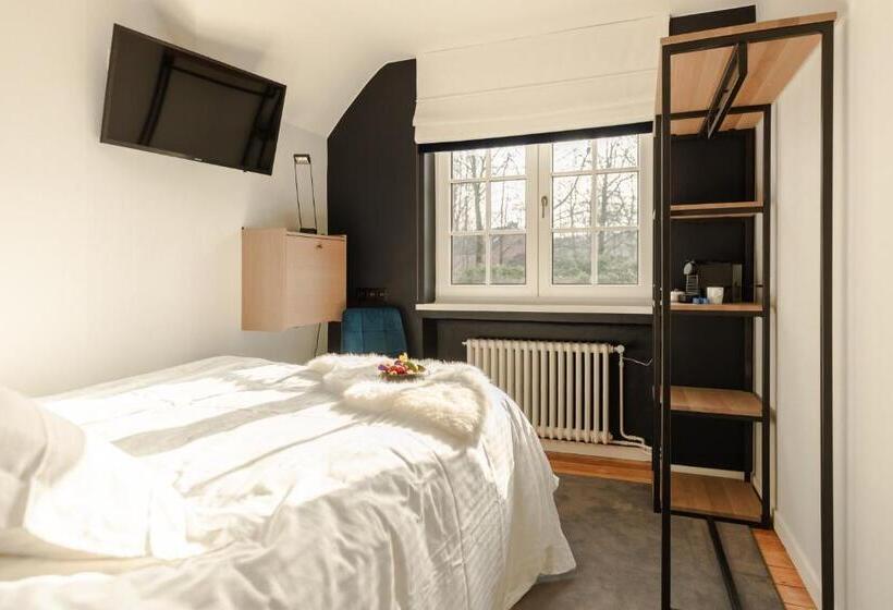 Одноместный Номер Вид на Сад, Villa Monceau Louvain La Neuve