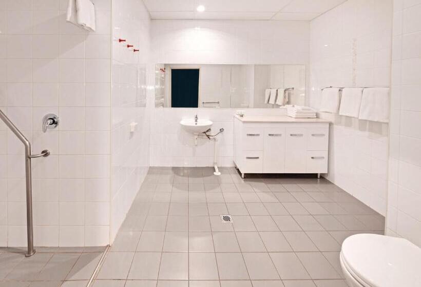 Quarto Familiar, 28