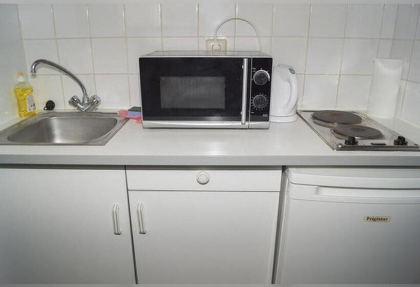 Номер Стандарт Индивидуальный, Room In Studio   Condo Gardens Leuven   Budget Studio Single