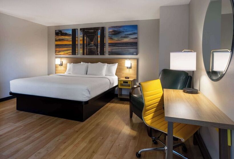 Номер Deluxe, Days Inn By Wyndham Pleasant Prairie Kenosha