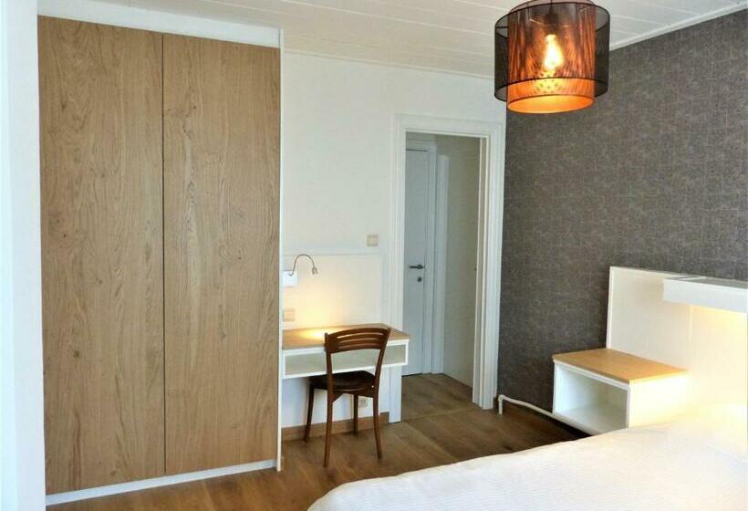 Номер Стандарт, Logis Hotel Du Midi