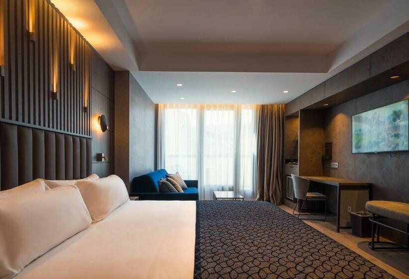 Junior Suite Deluxe, Catalonia Gran Vía Bilbao
