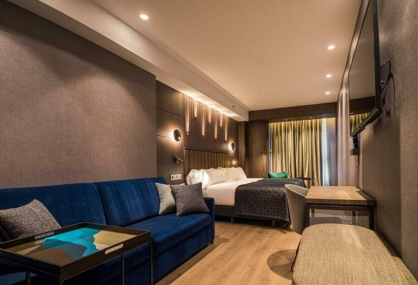 Habitación Triple Premium, Catalonia Gran Vía Bilbao