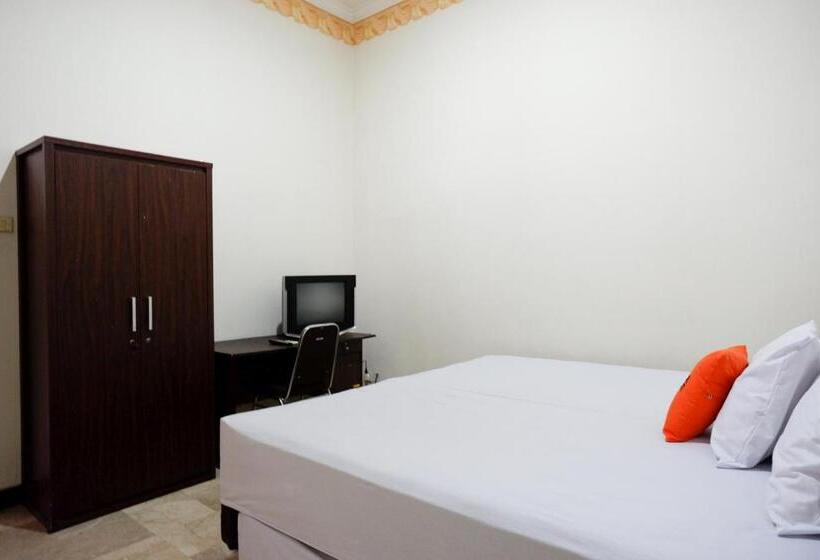 Семейный Номер, Koolkost Near Kawasan Simpang Lima Semarang