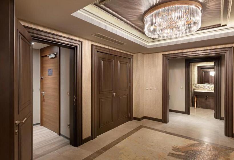 Президентский Люкс, Limak Skopje Luxury