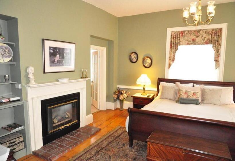 Номер Superior Кровать Кинг, Brockamour Manor Bed And Breakfast