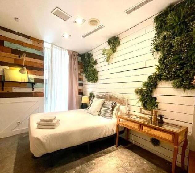 Suite Deluxe, Life Gran Via