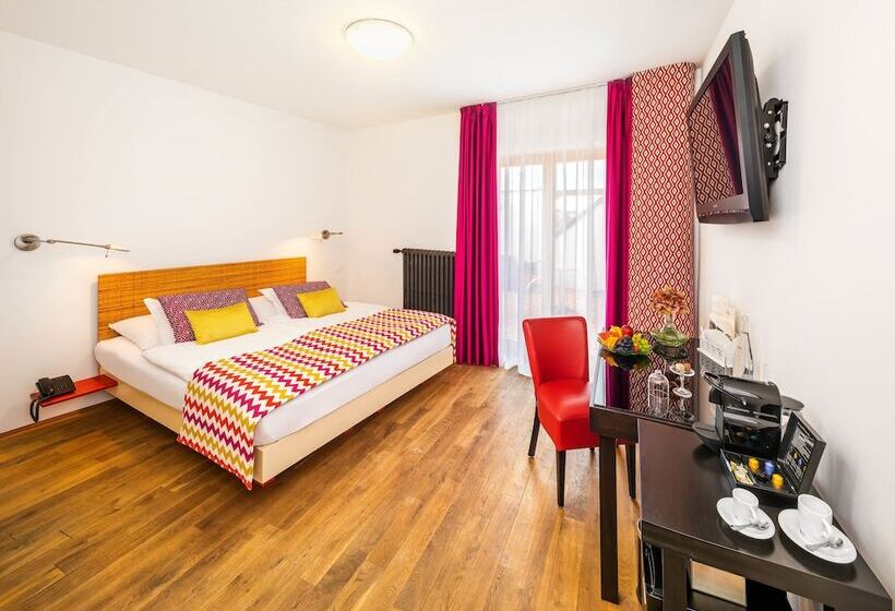 اتاق لوکس, Bellevue Hotel Benešov