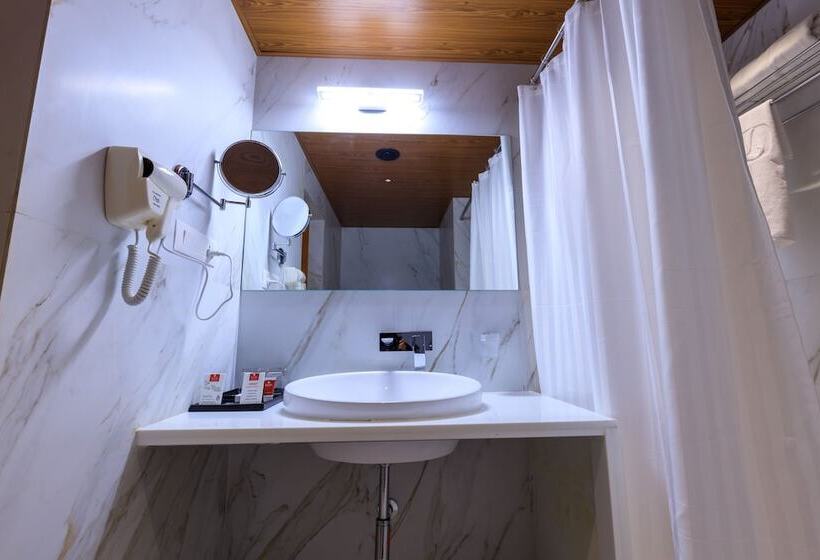 اتاق لوکس, Lords Eco Inn Jamnagar - Apple Gate