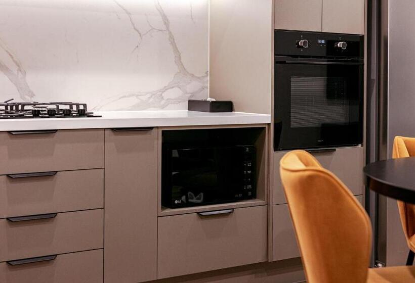 장애인을 위한 스위트, Astina Suites, Penrith