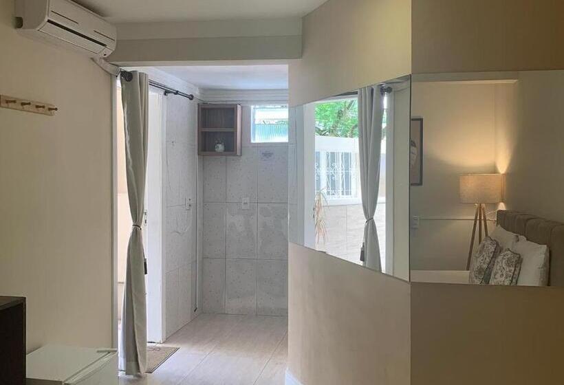 스탠다드 트리플 룸, Pousada Balneário Camboriú